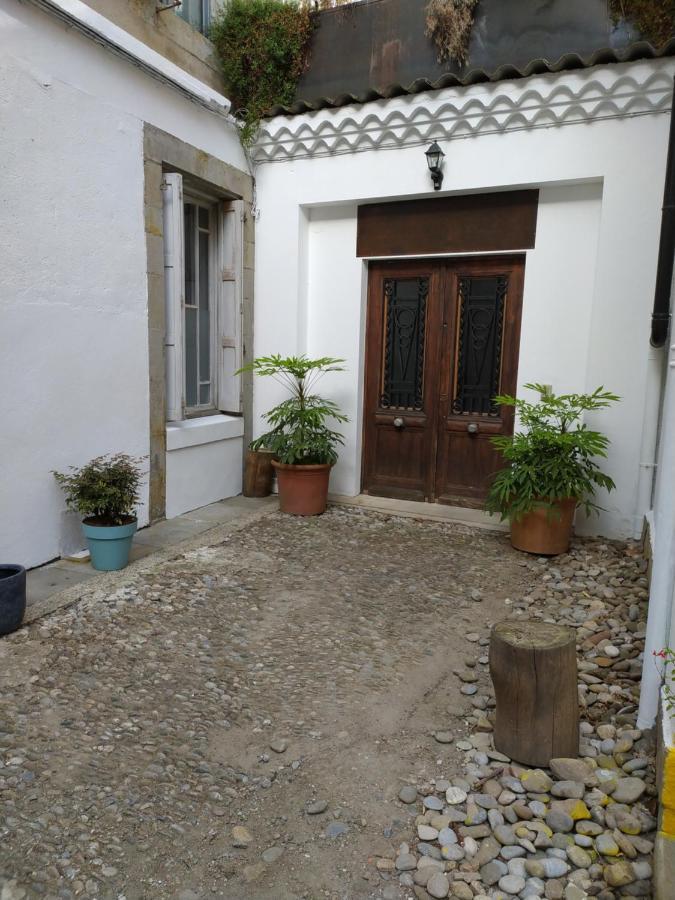 Le 9 De Cour, Chambre Caouette Carcassonne Exterior photo